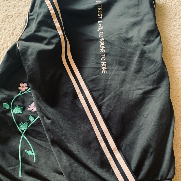 Jacket - Picture 4 of 7